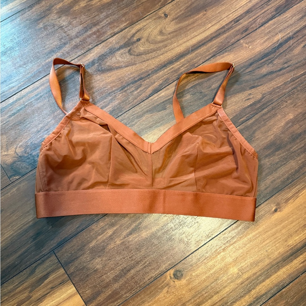 NWOT Harper Wilde ComfortMesh™ Triangle Bralette - Large